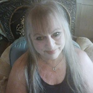 Meet your Posher, Janell